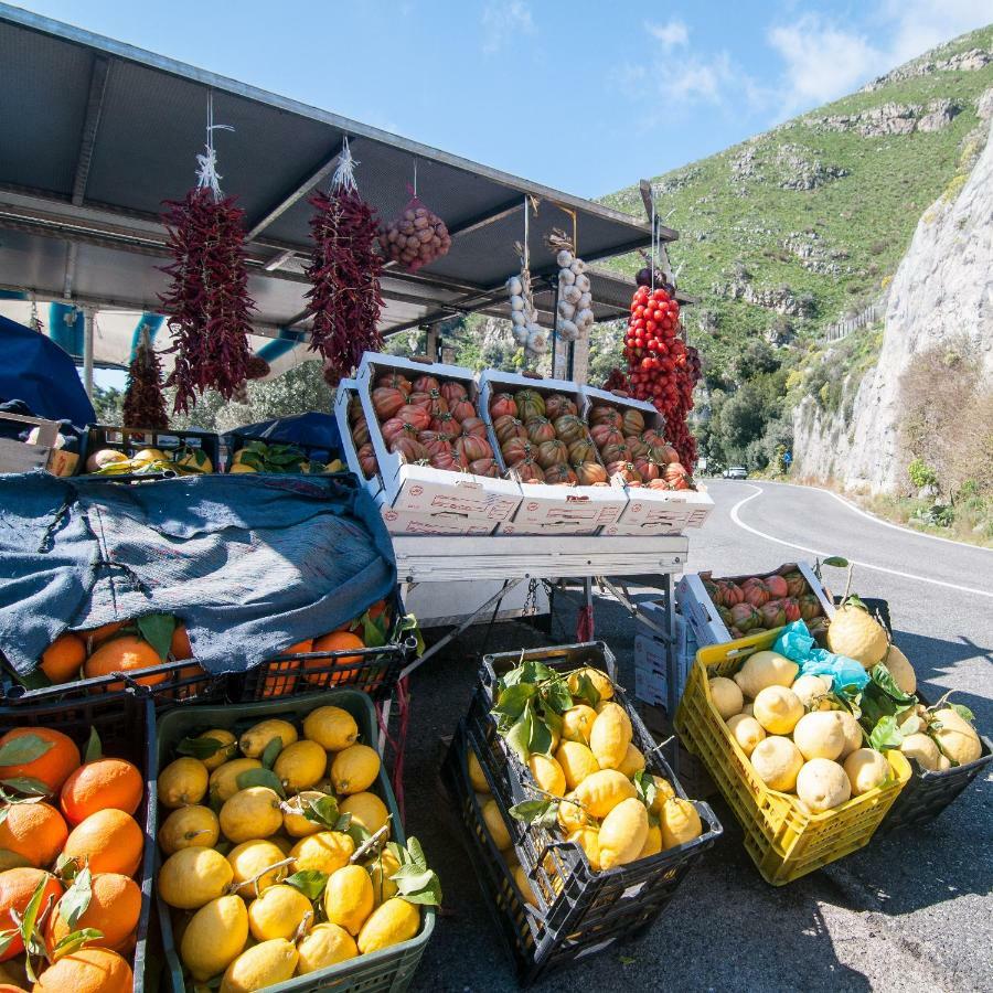 Casa Il Capriccio, Spiaggia Grande Positano Villa Bagian luar foto